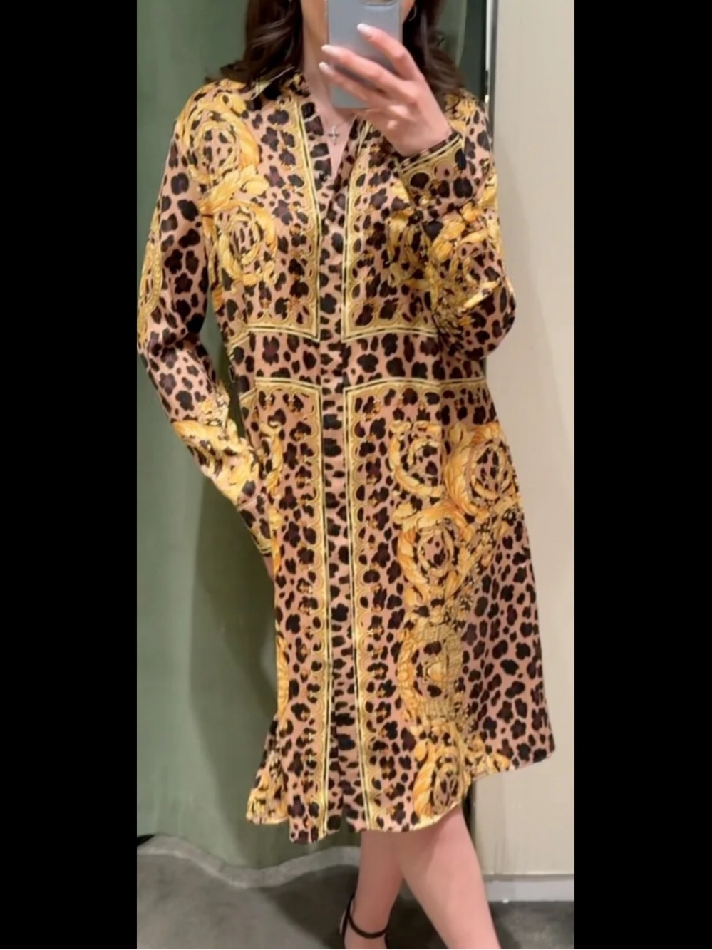 Versace Leopard Print Long-Sleeve Shirt Dress with Gold Chain Motif - Brown/Gold